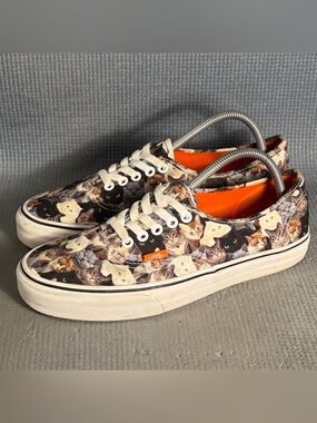 VANS ASPCA Cat Cats Authentic Print Kitty Animals Sneakers Women’s Size 8.5